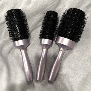 Never used hair blowout brushes!